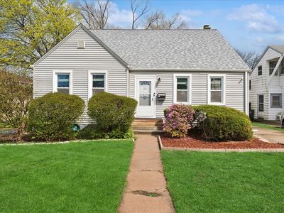 2107 Eshcol Ave, Zion, IL, 60099