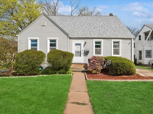 2107 Eshcol Ave, Zion, IL 60099