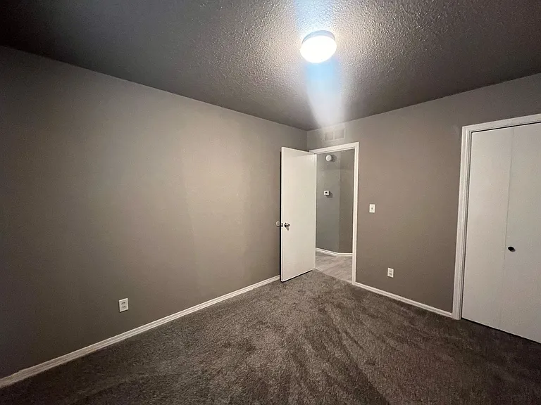 503 Turtle Creek Dr — Photo 11
