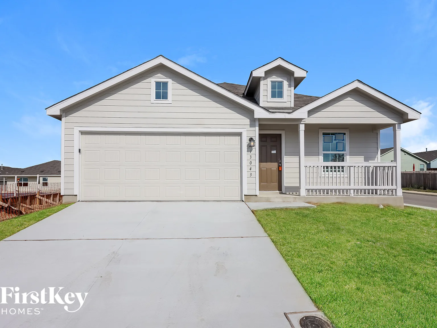 4 bed, 2.0 bath, 1667 sqft, $1,740 — Photo 1