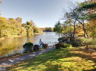 1561 Regatta Ln, Reston, VA 20194