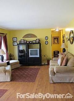 Family Room, Lower Level
