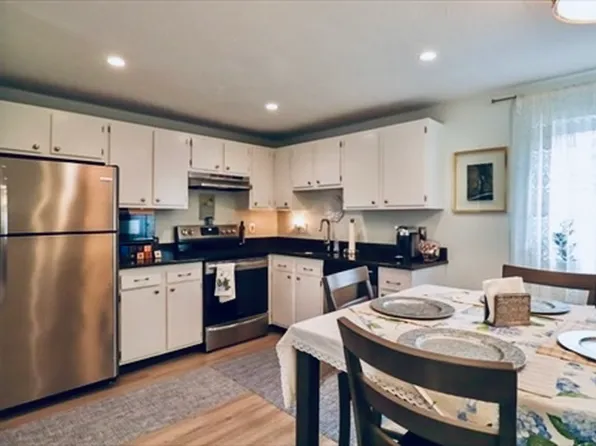 54 Fairfield Park, Mansfield, MA 02048