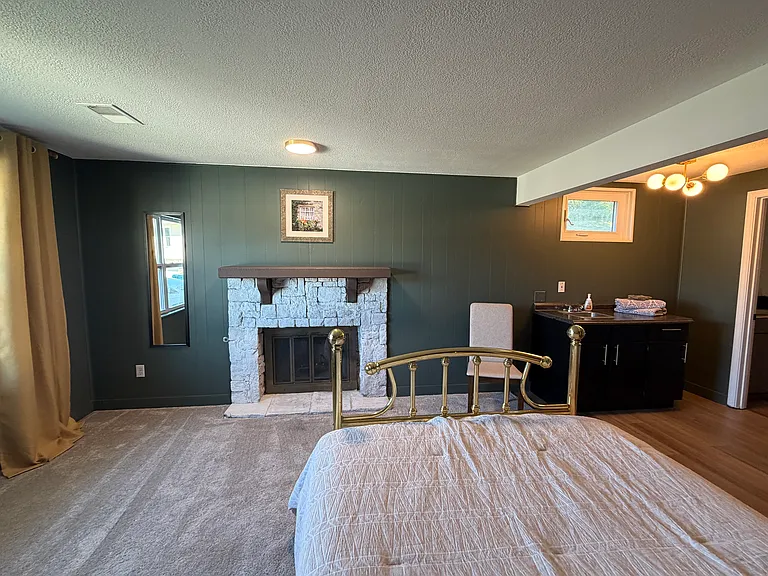 4576 S Saville Ct — Photo 24