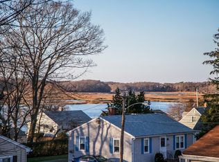 19 Riverview Rd, Gloucester, MA 01930