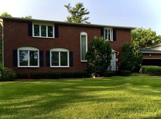 44 Chasewood Ln, East Amherst, NY 14051