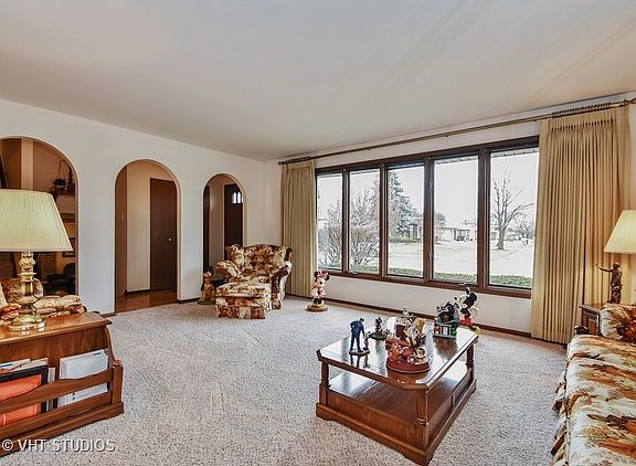 4th image of 16526 Blossom Ln