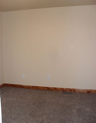 3rd image of 2203 N Ave W