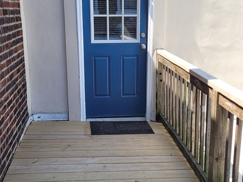 1st image of 302 N Union St #3
