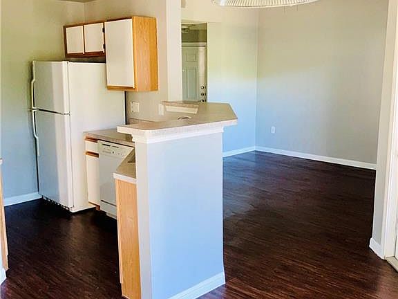 2nd image of 2320 Gracy Farms Ln APT 1014
