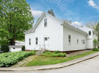 7 Chase St, Brattleboro, VT 05301