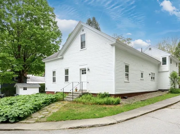 7 Chase Street, Brattleboro, VT 05301