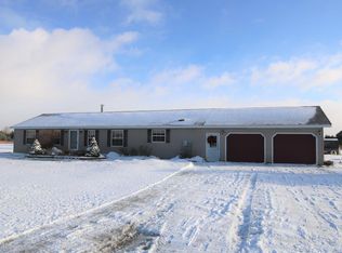 6556 Carey Rd, Cheboygan, MI 49721