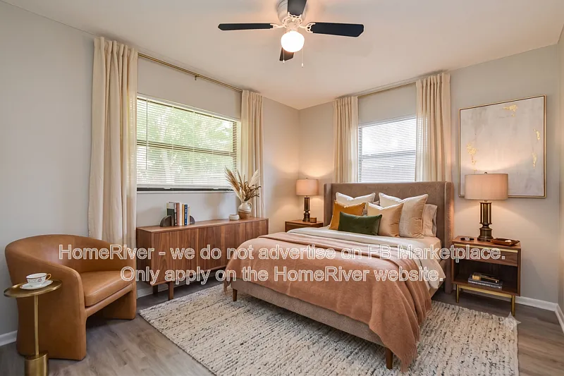 5 bed, 2.0 bath, 1411 sqft, $2,180 — Photo 3