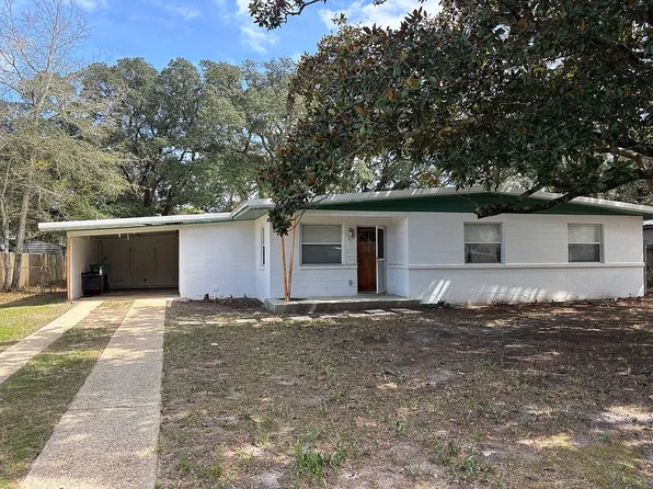 213 Forest Dr, Fort Walton Beach, FL 32547