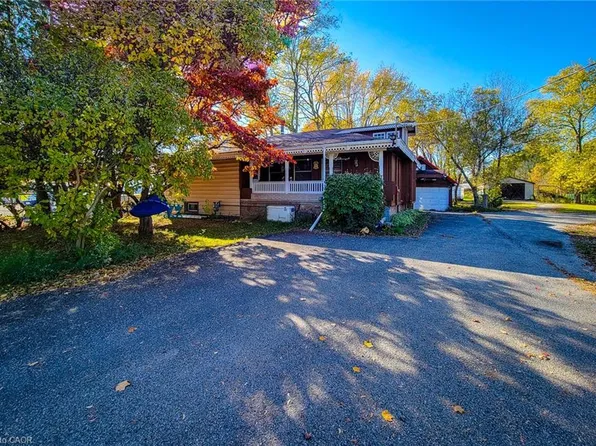 1423 Merrittville Hwy, Thorold, ON L3B 5N5