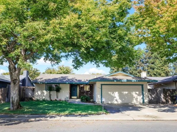 1709 Fernandes St, Modesto, CA 95355