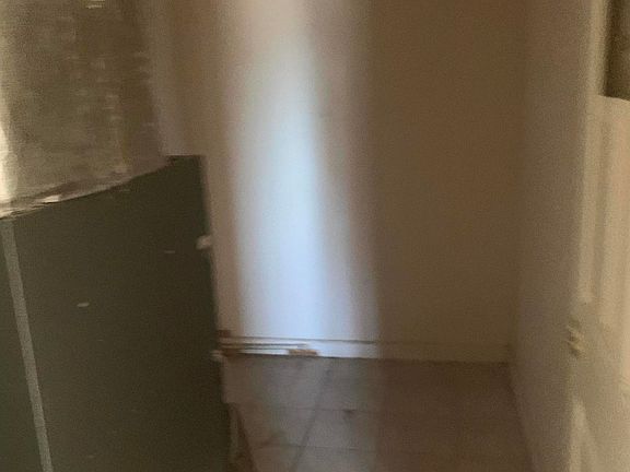 3rd image of 3697 Yanagisako Ave