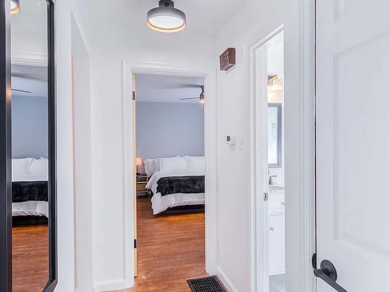 6042 Hancock Ave — Photo 14