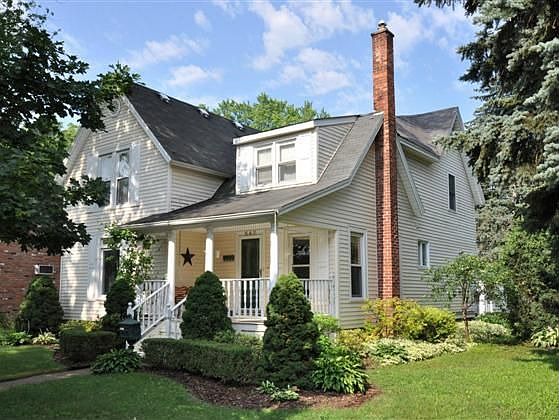 1st image of 642 Forest Ave