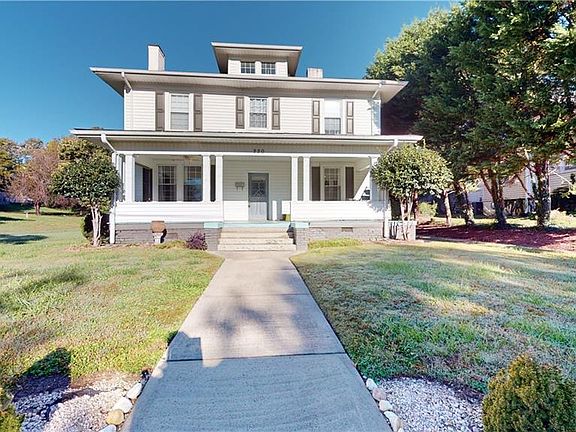 2nd image of 220 W Church St