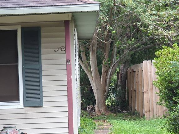 2nd image of 4429 Lawndale Ave