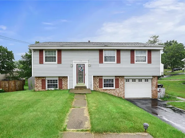 122 York Way, Monaca, PA 15061