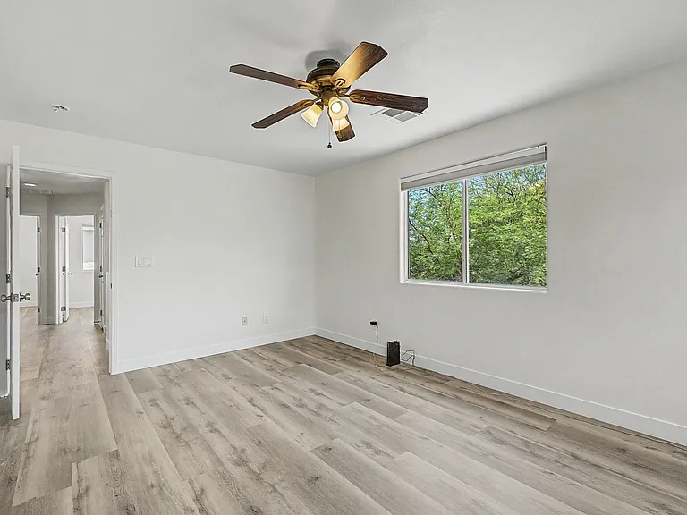 8168 New Leaf Ave — Photo 12
