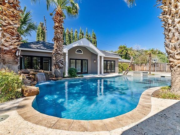 2nd image of 1509 Paseo De Vaca St