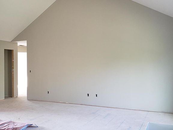 2nd image of 36 Sycamore Dr