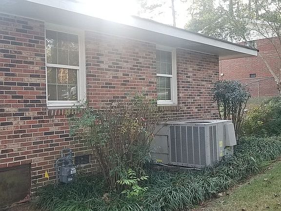 5th image of 1807 Verona Dr