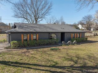 23814 E 76th St S, Broken Arrow, OK 74014