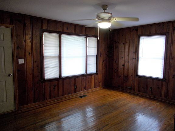 5th image of 104 Bluff View St