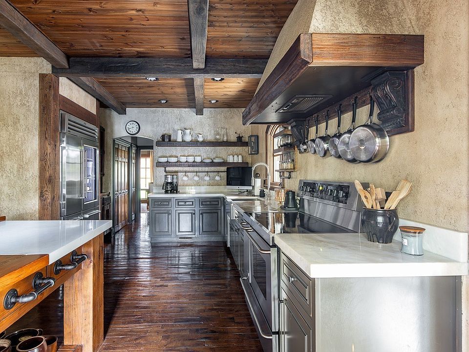 28th image of 5551 Parker Branch Rd