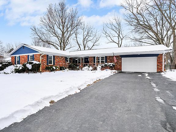 3rd image of 5827 Susan Dr E