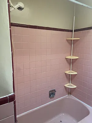 Rented by Argy Realty Inc | media 20