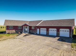 13961 50th Dr NW, Williston, ND 58801