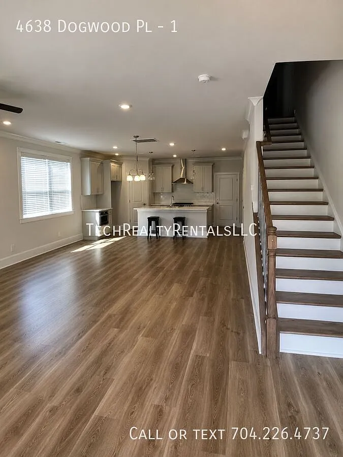 3 bed, 2.5 bath, 2000 sqft, $2,500 — Photo 4