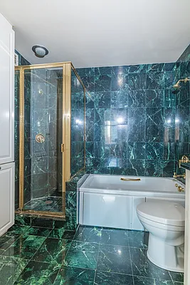 Sold by Luxury Habitat | media 10