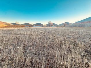 54 Mulberry St #4, Clinton, OK 73601