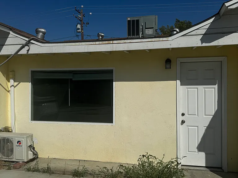 3707 Pioneer Dr — Photo 6