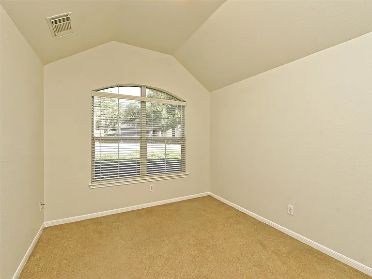 11 Troon Dr — Photo 18