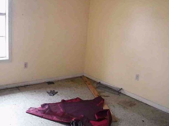 5th image of 238 Sherwood Dr