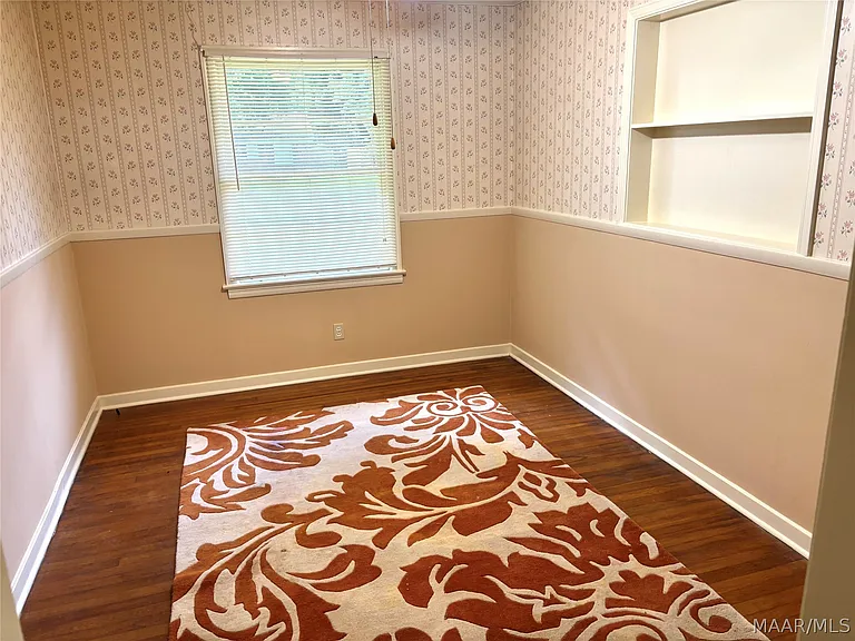 1024 Gaddis Ave — Photo 9