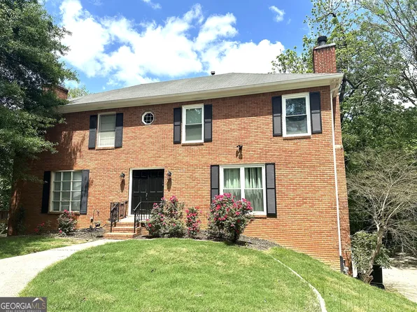 8933 Carroll Manor Dr, Sandy Springs, GA 30350