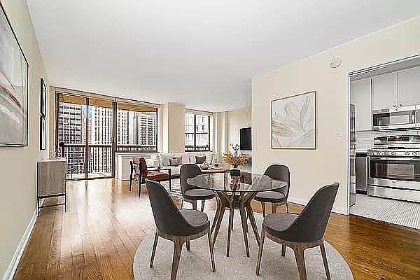 1st image of 245 E 44th St APT 7E
