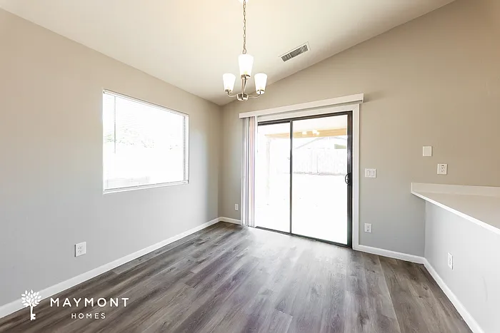25698 West St — Photo 7