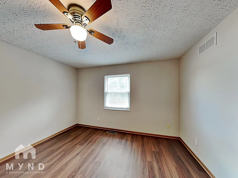 801 Ashford Glen Dr — Photo 12