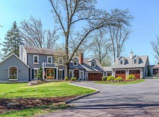 5 Whitegate Ln, Saint Louis, MO 63124