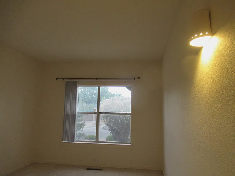 4016 Pasaje Pl NW — Photo 21